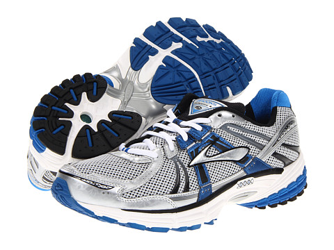 brooks running shoes with wide toe box